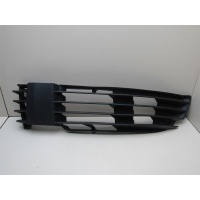 Решетка в бампер левая VW Passat (B5+) 2000-2005 3B0853665HB41