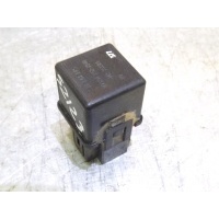 Реле Mitsubishi Carisma (DA) 1995-2000 MB953381