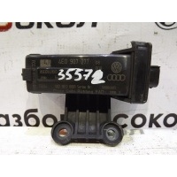 Антенна Audi A8 (D3,4E) 2004-2010 4E0907277