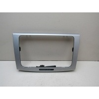 Рамка магнитолы VW Passat (B6) 2005-2010 3C0858069AE3H5