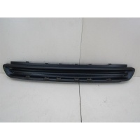 Решетка в бампер центральная Peugeot 308 2007-2015 96746751XT