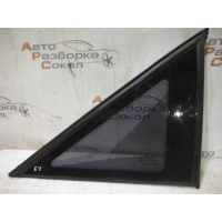 Стекло кузовное глухое правое Opel Omega A 1986-1994 90229176
