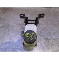 Бачок главного тормозного цилиндра Mazda CX 7 2007-2012 L20643550E