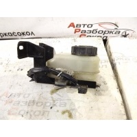 Бачок главного тормозного цилиндра Mazda CX 7 2007-2012 L20643550E