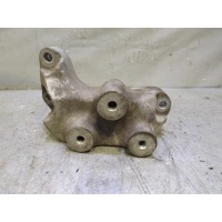 Кронштейн КПП левый Opel Astra J 2010-2017 0684254