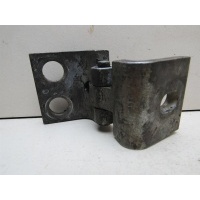 Петля двери передней VW Transporter T4 1996-2003 7D0831401
