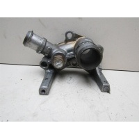 Фланец двигателя системы охлаждения Ford Focus II 2005-2008 1221325