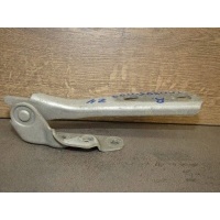 Петля капота правая Audi A4 B5 2001 8L0823302B