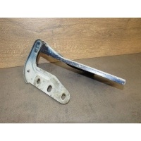 Петля капота правая Volkswagen Touareg 2008 7L5823302