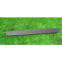 накладка порога (внутренняя) VW Touareg 2010-2014 2014 7P0853656