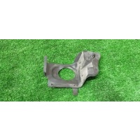 кронштейн переднего бампера VW Touareg 2010-2014 2014 7P6807880B