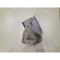 Кронштейн КПП Toyota Camry XV70 2017> 2019 1231136170