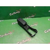 Подлокотник Mercedes-Benz C S203 2001 A2036806550