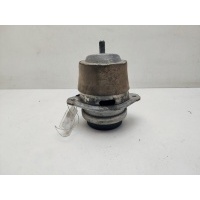 подушка двигателя Volkswagen Touareg 2 NF 7P6199131D