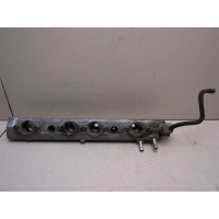 Рейка топливная (рампа) Renault Megane 1999-2002 7700864666