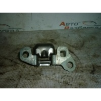 Петля двери передней левой верхняя Renault Clio III 2005-2012 8200223471