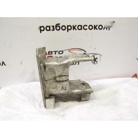 Кронштейн усилителя переднего бампера правый Audi A8 (D3,4E) 2004-2010 4E0807134A