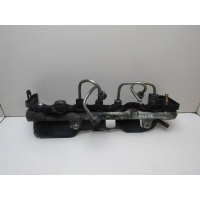 Рейка топливная (рампа) Renault Trafic 2001-2014 8200330912