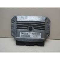 Блок управления двигателем Renault Megane II 2002-2009 8200785132