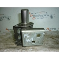 Петля двери передней левой нижняя Renault Clio III 2005-2012 8200864613