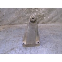 Кронштейн двигателя правый Mercedes Benz W203 2000-2006 A1112231704