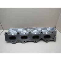 Коллектор впускной Renault Megane II 2002-2009 8200329496
