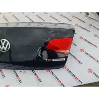 Фонарь крышки багажника левый Volkswagen Passat 2016 3G5945308