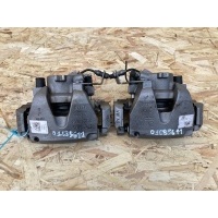 суппорт тормозной передний Audi A4 B9 2018 8W06DC,8W05DC,8W0615124,8W0615123