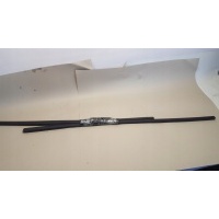 Toyota rav4 iii 06 - 09r накладка крыши правый сторона