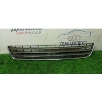 решетка в бампер центральная VW Touareg 2010-2014 2014 7P6853671E
