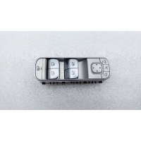 Блок управления стеклоподъемниками Mercedes-Benz GLE-Class V167 2019 A16790545017N49, A1679054501