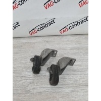 Подушка глушителя с кронштейном Skoda Octavia A7 2015 1K0253147E, 5Q0253144P