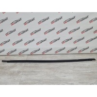 Уплотнитель стекла двери Skoda Octavia A7 2015 5E0837477, 5E0837478