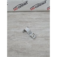 Петля двери багажника Skoda Octavia A7 2015 5E0827301A