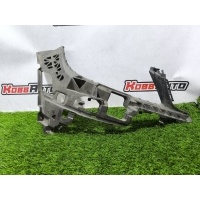 Кронштейн бампера Mercedes-Benz C-Class W204 A2048850865