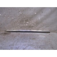 Молдинг стекла Mercedes Benz W251 R-Klasse 2005-нв A2516905380