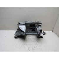 Кронштейн двигателя передний VW Transporter T5 2003-2015 070199343B