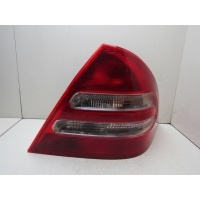 Фонарь задний правый Mercedes Benz W203 2000-2006 A2038200264