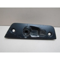 Ответная часть замка двери VW Transporter T5 2003-2015 7H0843638E