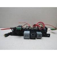 Блок предохранителей Skoda Octavia 1997-2000 8L0941822