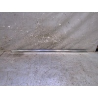 Накладка стекла переднего правого Mercedes Benz W251 R-Klasse 2005-нв A2516904680