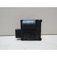 Моторчик заслонки печки Audi Allroad quattro 2005-2012 4F0820511B