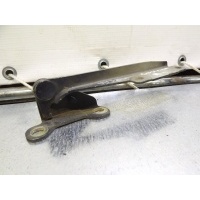 Петля капота левая Mitsubishi Carisma (DA) 1995-2000 M896534