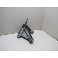 Кронштейн КПП левый Renault Logan 2005-2014 8200043084