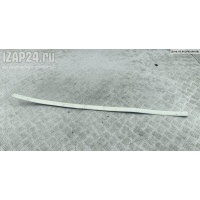 Молдинг двери передней правой Audi A4 B5 (1994-2001) 1996 8D0853954