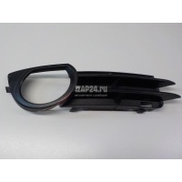 Решетка в бампер правая VAG A3 [8PA] Sportback (2004 - 2013) 8P4807682B