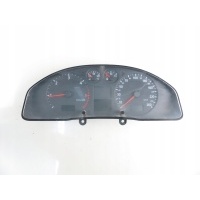 Спидометр audi a4 b5 avant 1.9 tdi - avg 8d0920900h 110008938006