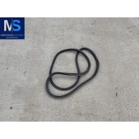 Уплотнитель багажника Mercedes GL X166 2014 A1667400378,1667400378