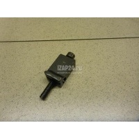 Кронштейн форсунки VAG A3 (8L1) (1996 - 2003) 038130069B