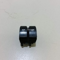 Блок управления стеклоподъемниками Renault Megane II (2003 - 2009) 8200108269
